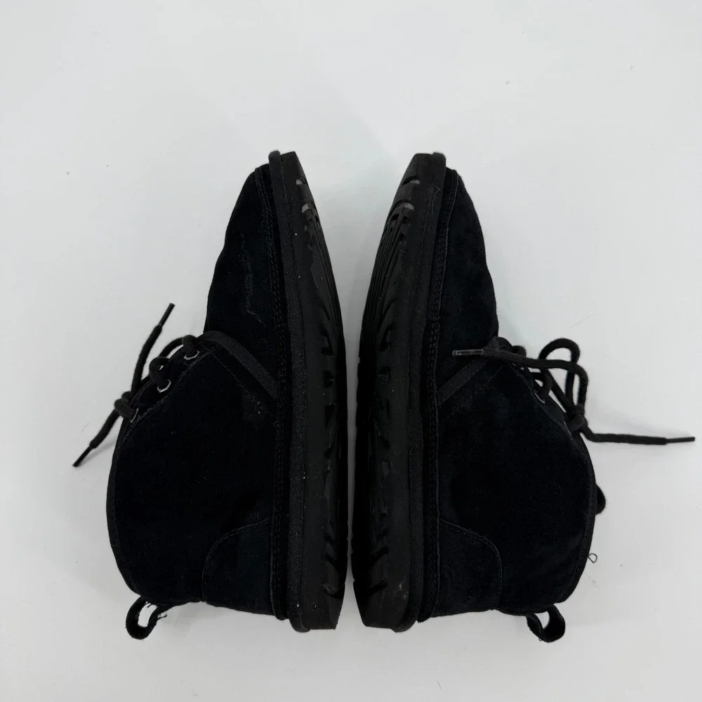 UGG Neumel Black Suede Lace Up Chukka Boots 3236 Mens 7 Womens 9